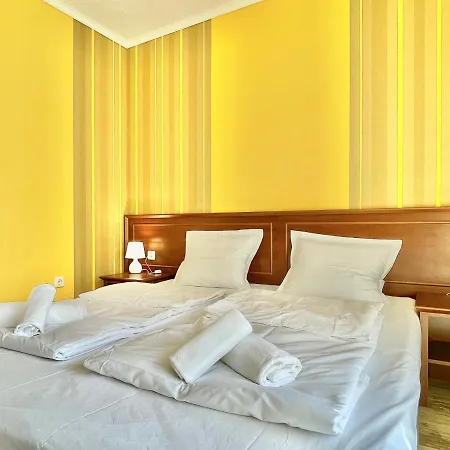 Gallery - Private - Bsr - 1 Apartment
